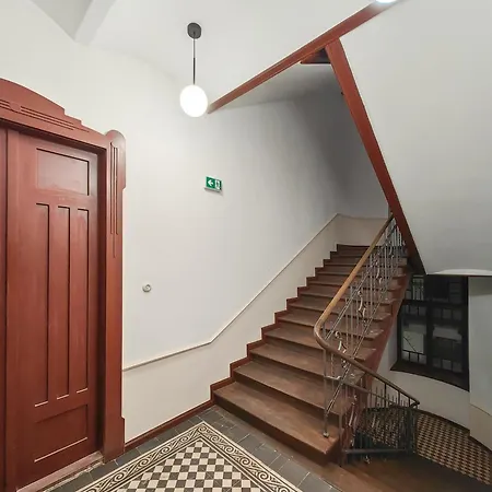 D21 Art Loft